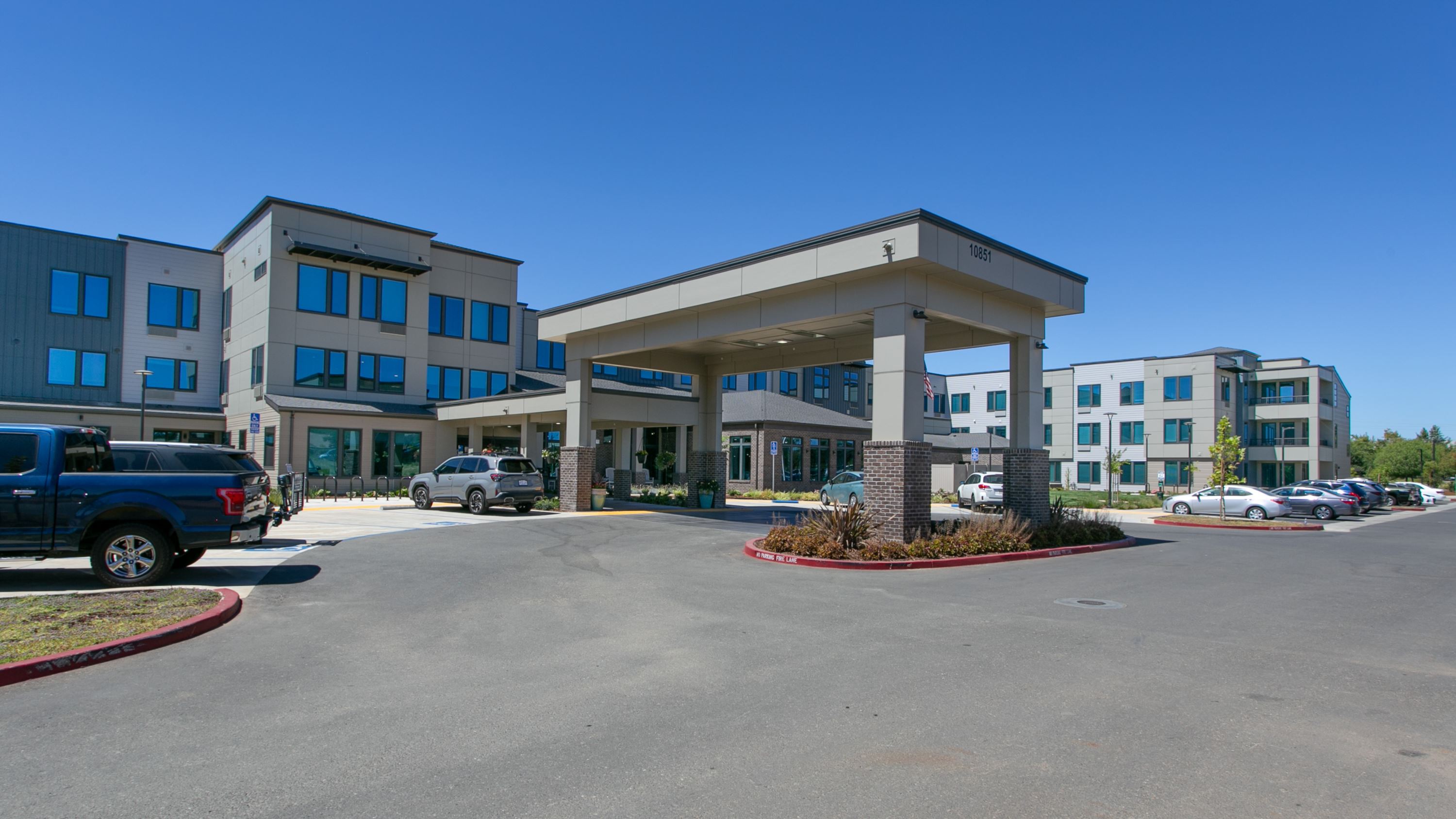 Bear Hollow Estates: Independent Senior Living Near Sacramento, CA