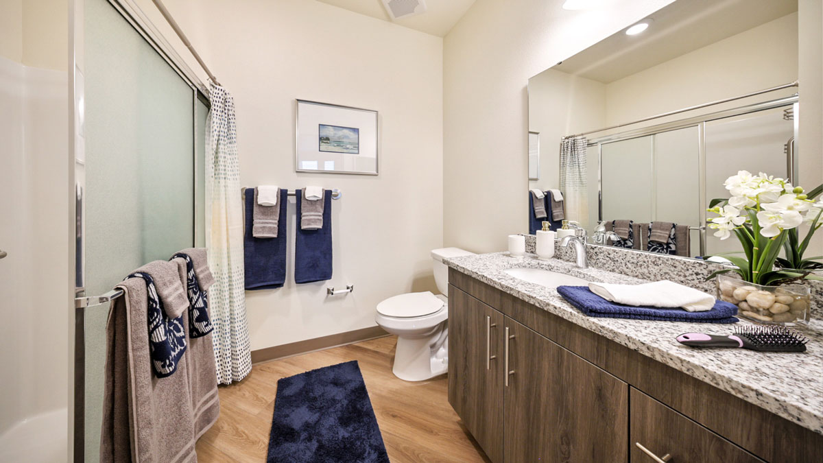Bear Hollow Estates bathroomroomroom7