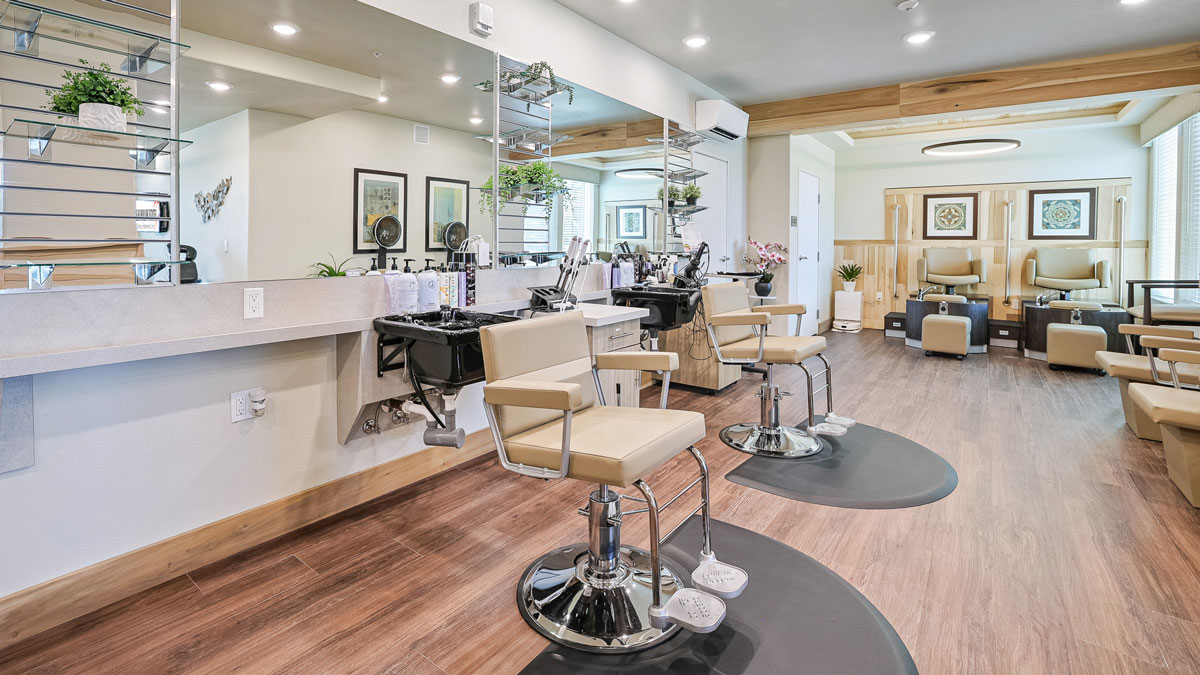 Bear Hollow Estates salon8
